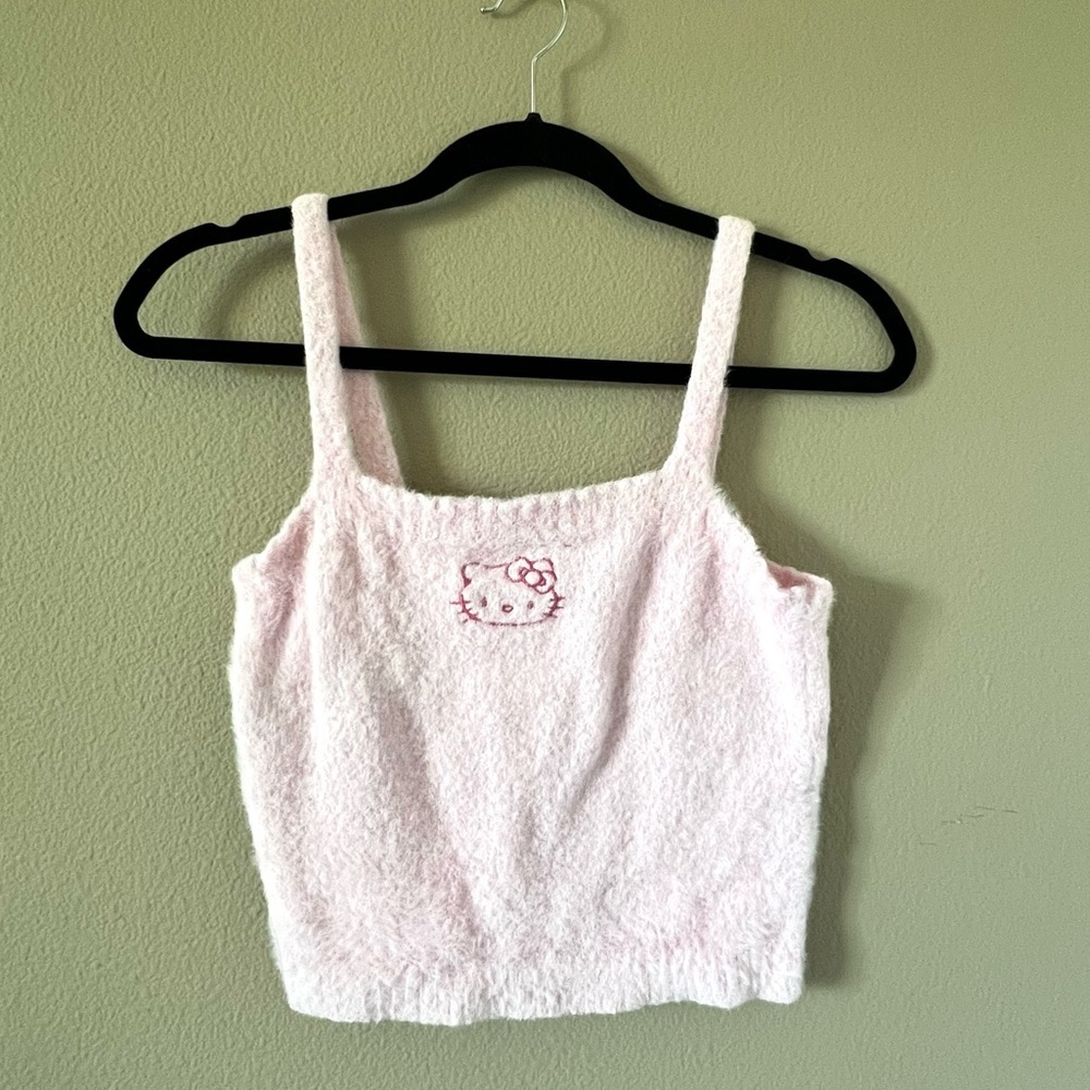 Hello Kitty & Friends x Forever 21 Fuzzy Crop Top